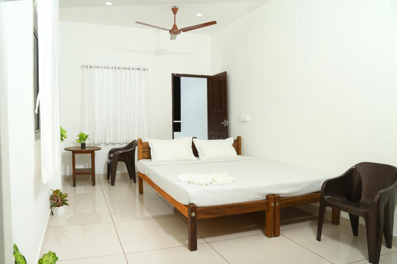 Bethesda Inn Kochi Buitenkant foto