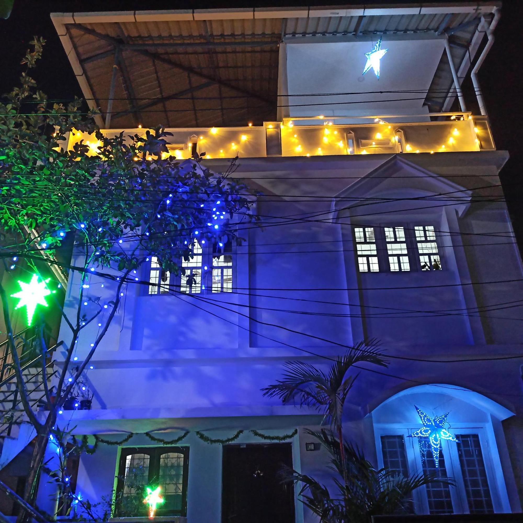 Bethesda Inn Kochi Buitenkant foto