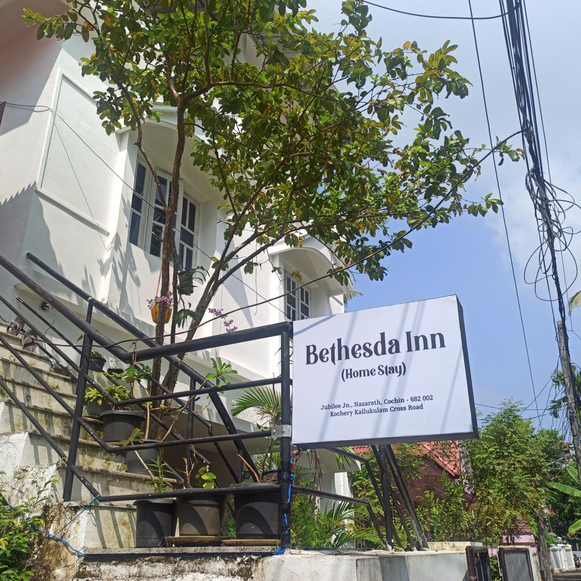 Bethesda Inn Kochi Buitenkant foto
