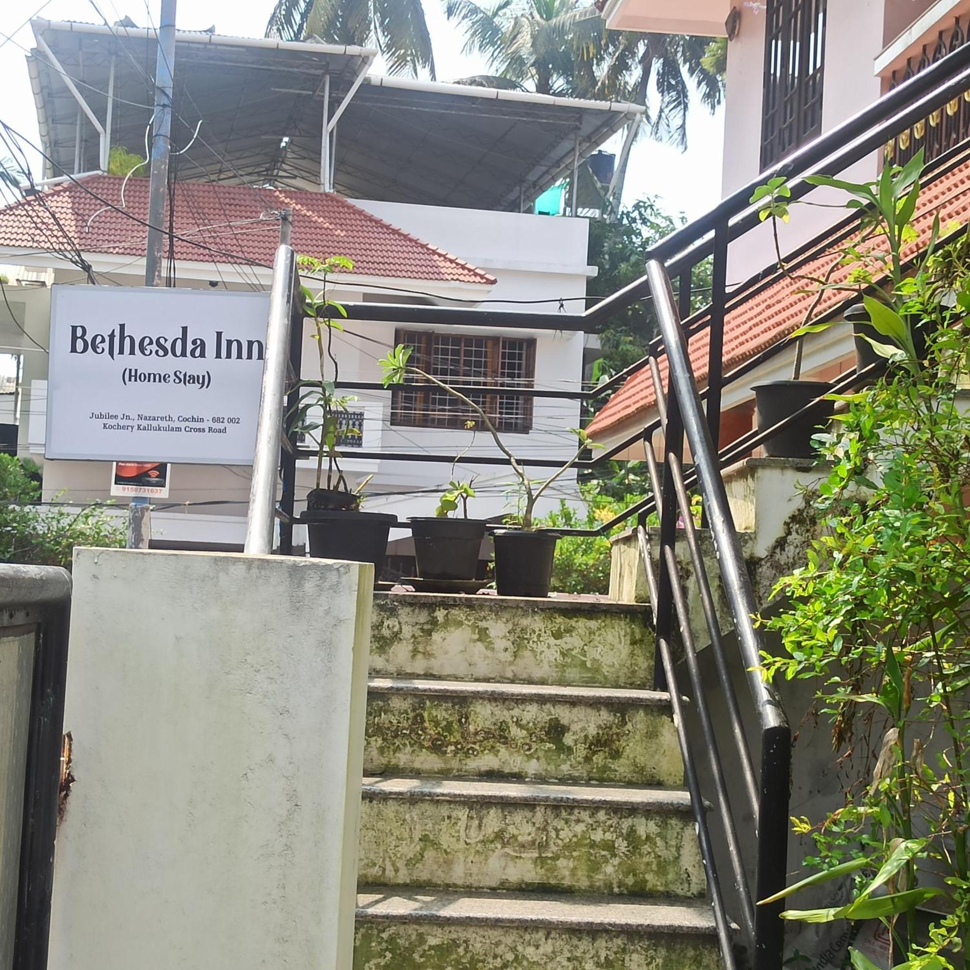Bethesda Inn Kochi Buitenkant foto