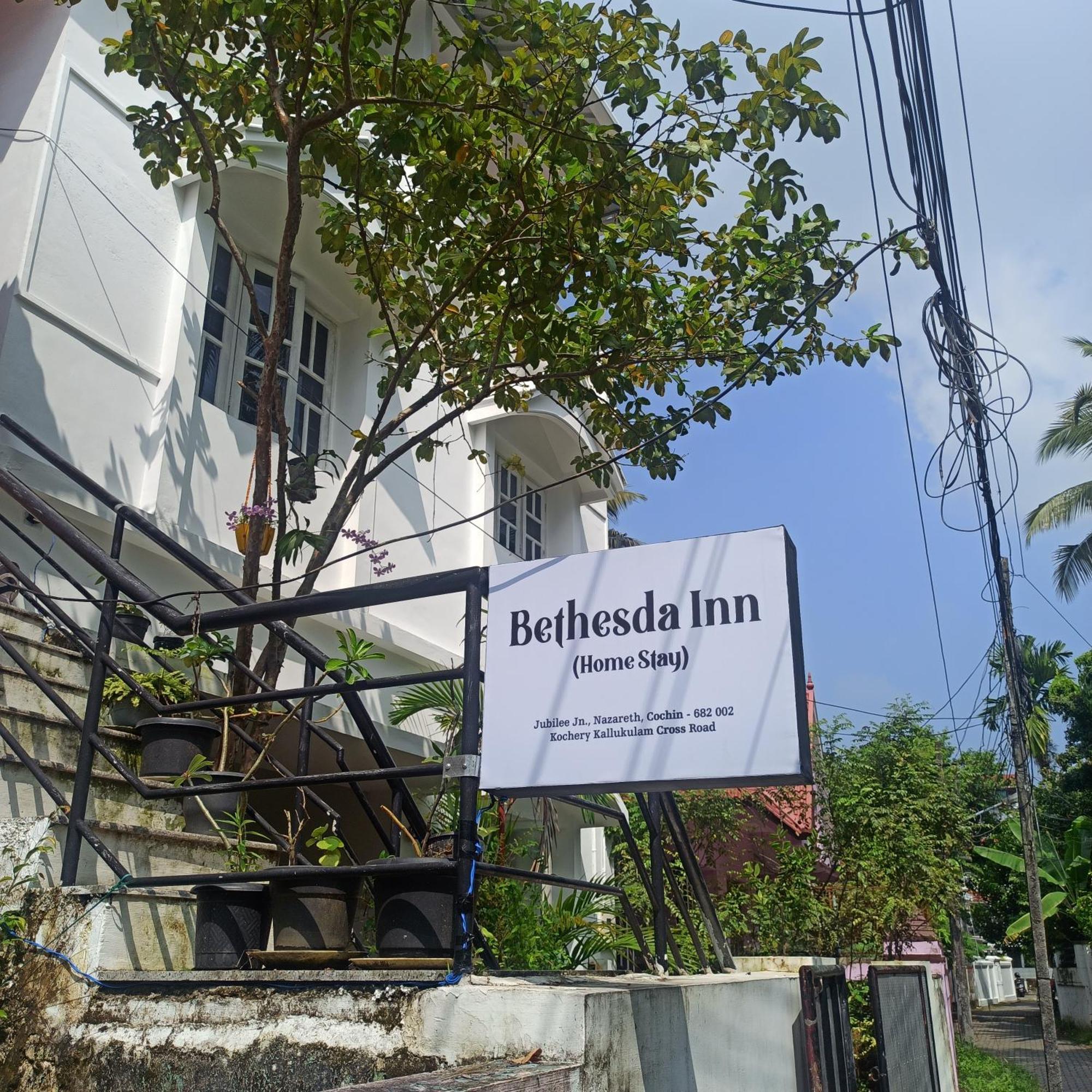 Bethesda Inn Kochi Buitenkant foto