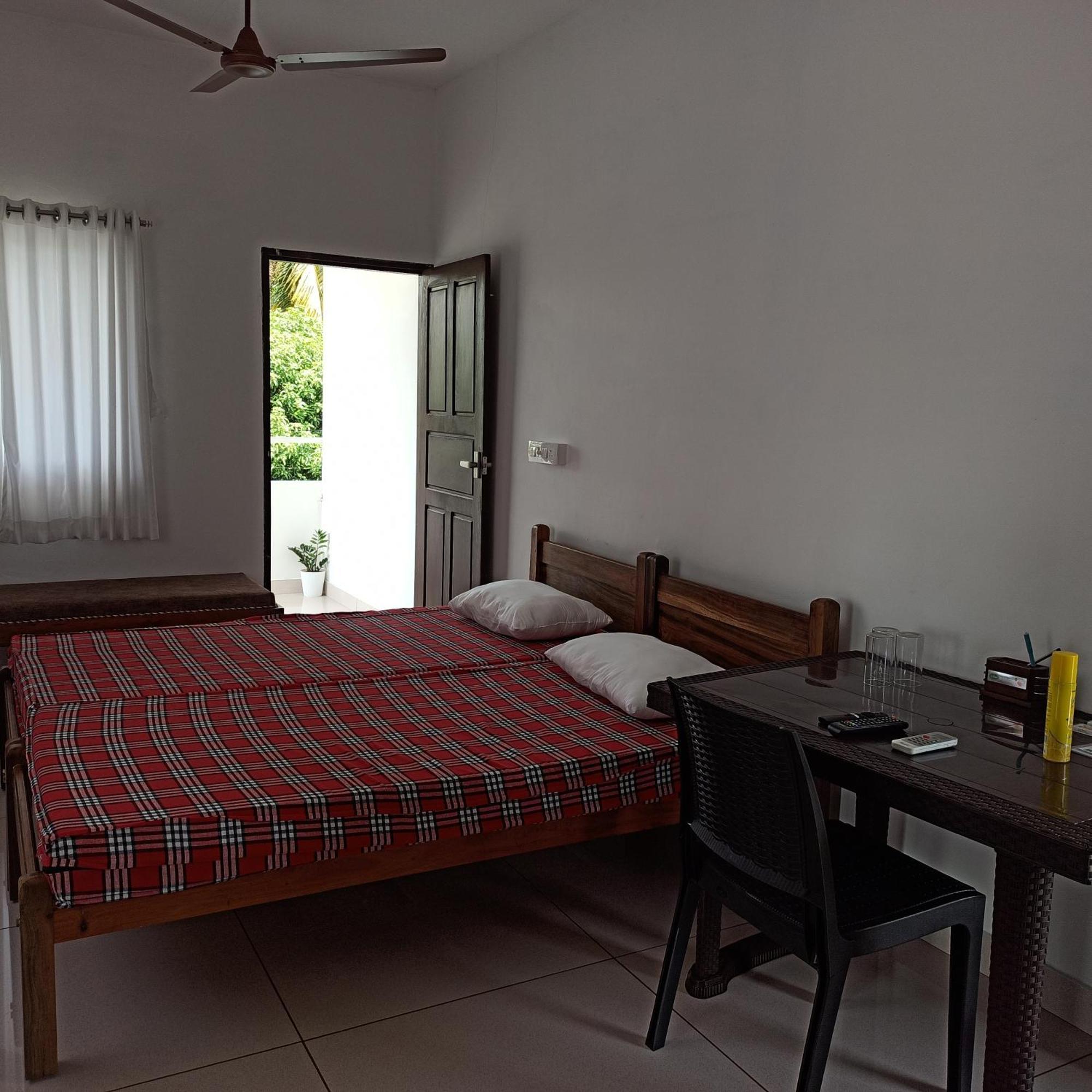 Bethesda Inn Kochi Buitenkant foto