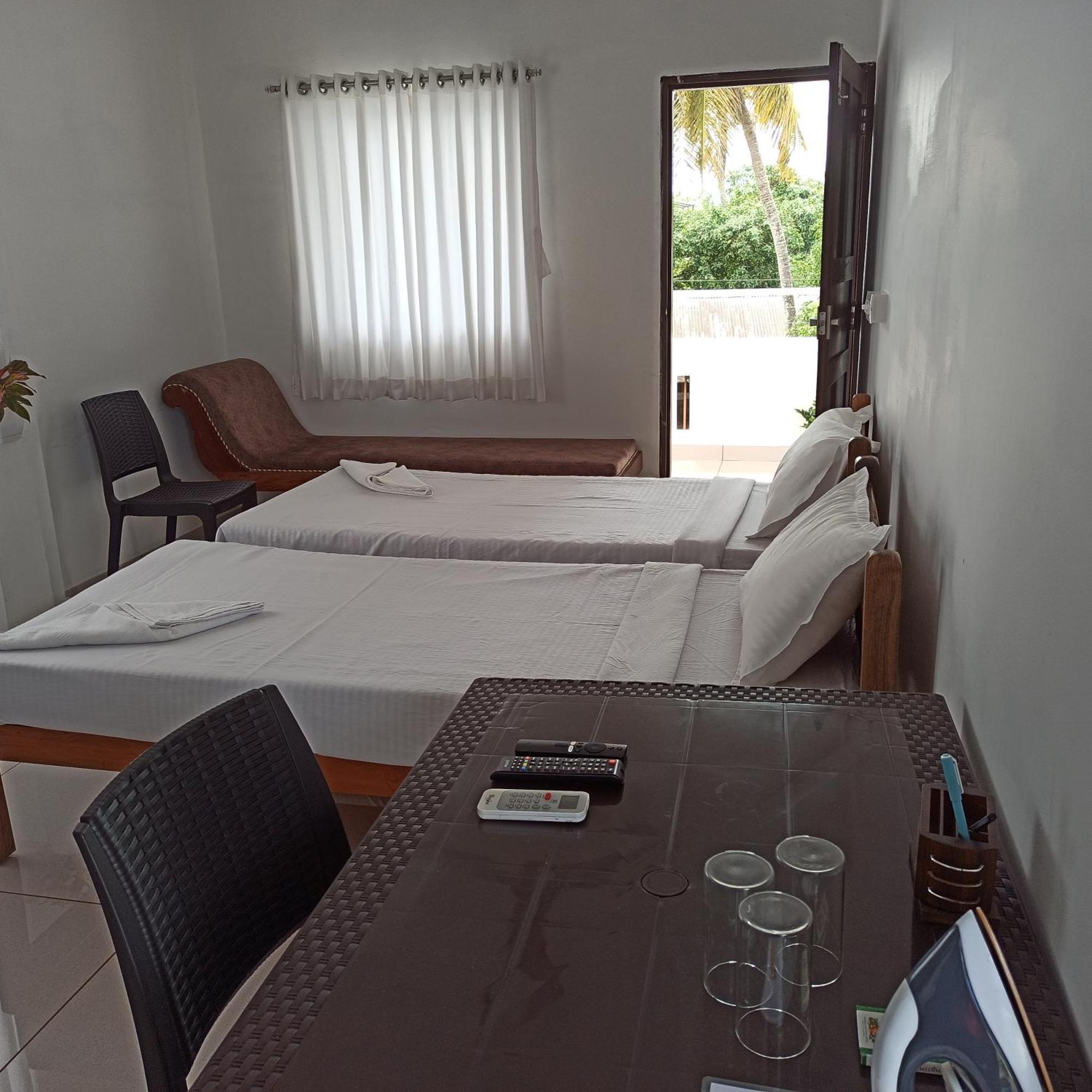 Bethesda Inn Kochi Buitenkant foto