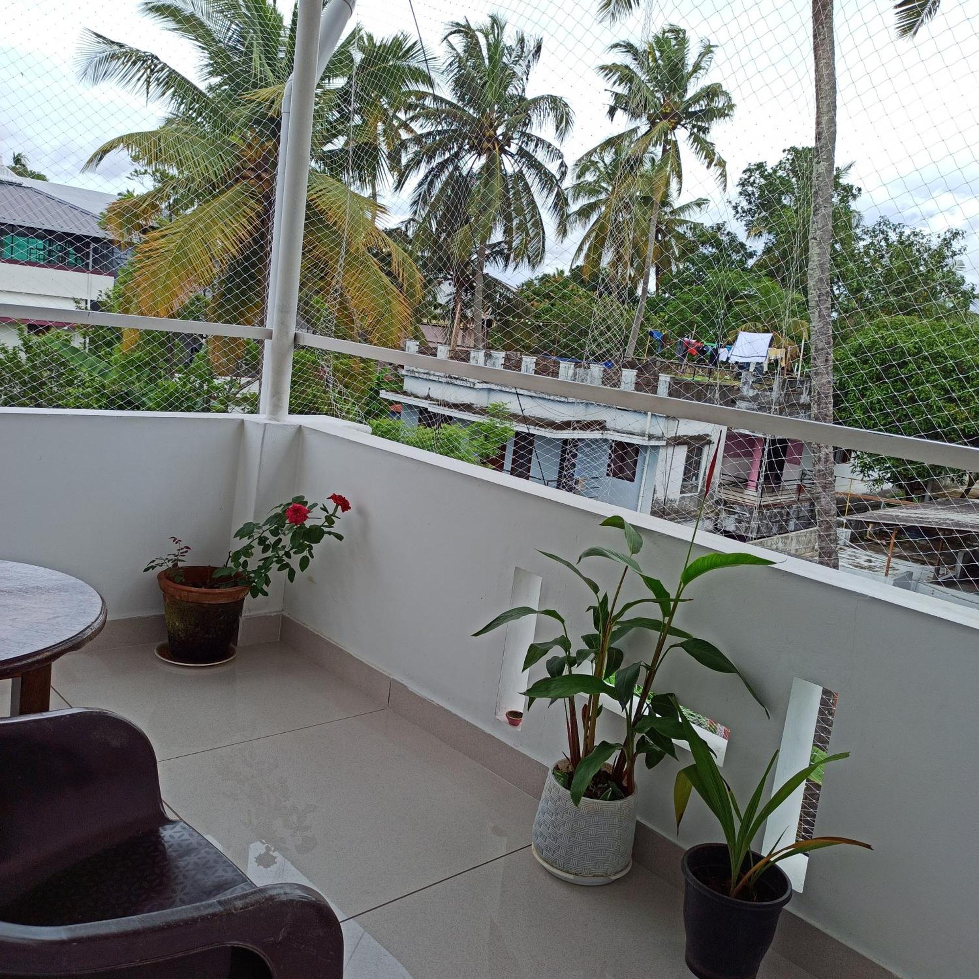 Bethesda Inn Kochi Buitenkant foto